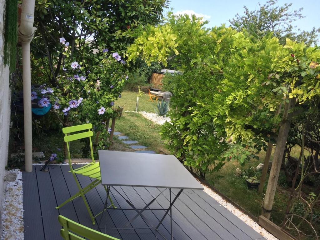 Accacia Home Ferrieres  Экстерьер фото
